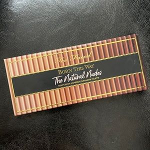 Too Faced Born This Way natural nudes palette